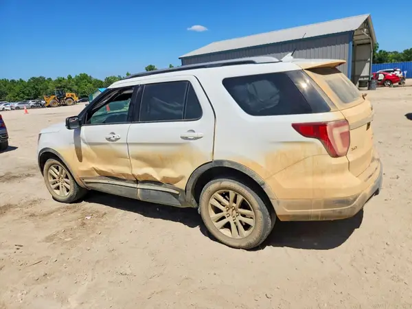 1FM5K8D88KGB47428 2019 FORD EXPLORER - Image 2