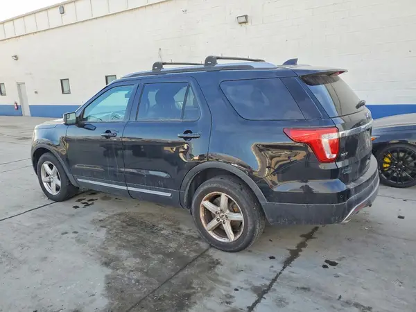 1FM5K8D89GGA29637 2016 FORD EXPLORER - Image 2