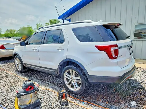 1FM5K8D89GGA63514 2016 FORD EXPLORER - Image 2