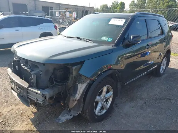 1FM5K8D89GGB10301 2016 FORD EXPLORER - Image 2