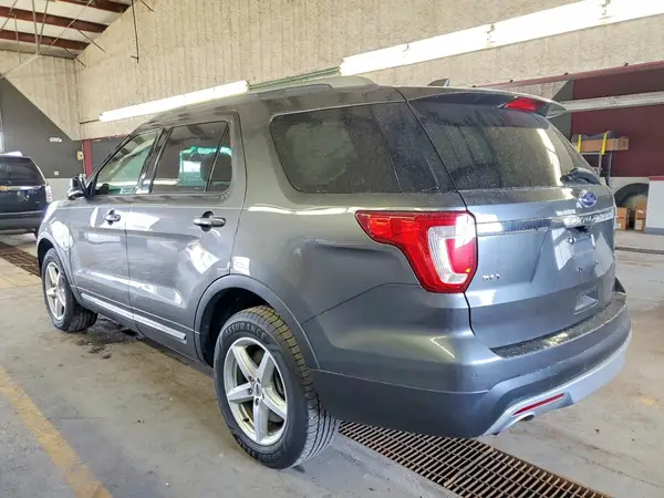 1FM5K8D89GGB11044 2016 FORD EXPLORER - Image 2