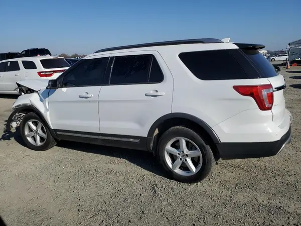 1FM5K8D89GGB35151 2016 FORD EXPLORER - Image 2