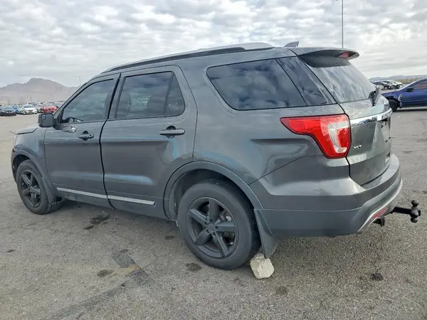 1FM5K8D89GGC00757 2016 FORD EXPLORER - Image 2