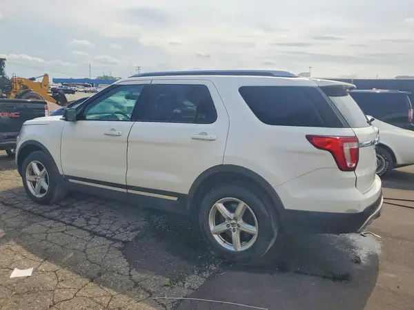 1FM5K8D89HGA45161 2017 FORD EXPLORER - Image 2