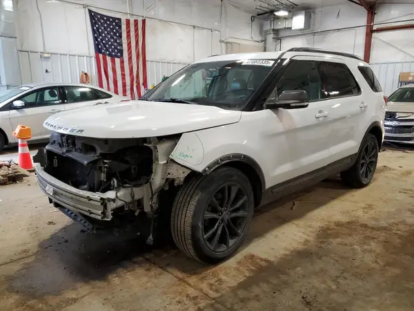 1FM5K8D89HGB28802 2017 FORD EXPLORER - Image 1