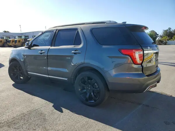 1FM5K8D89HGB41369 2017 FORD EXPLORER - Image 2