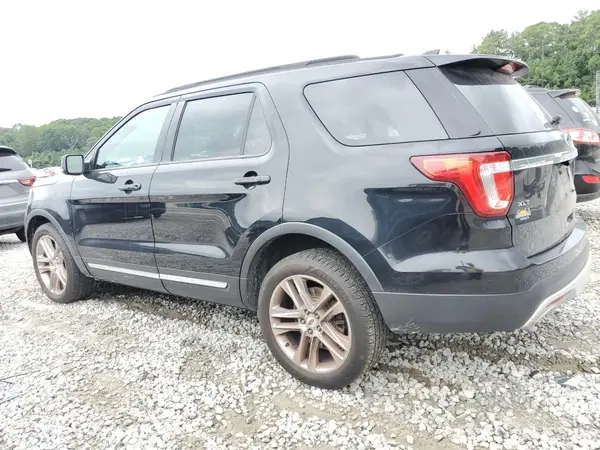 1FM5K8D89HGB69429 2017 FORD EXPLORER - Image 2