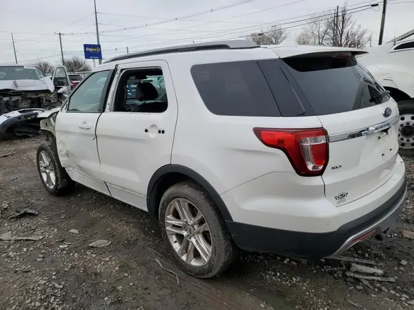 1FM5K8D89HGC53606 2017 FORD EXPLORER - Image 2