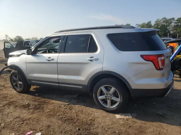 1FM5K8D89HGC60202 2017 FORD EXPLORER - Image 2