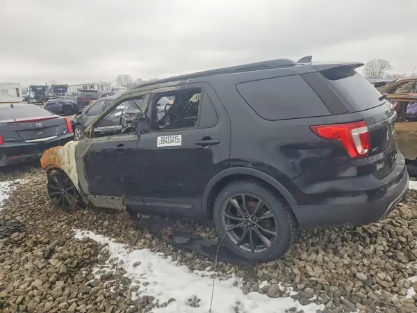 1FM5K8D89HGC63908 2017 FORD EXPLORER - Image 2