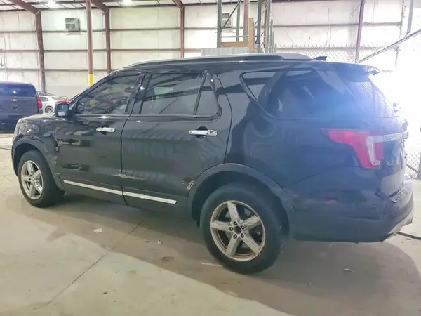 1FM5K8D89HGD38221 2017 FORD EXPLORER - Image 2