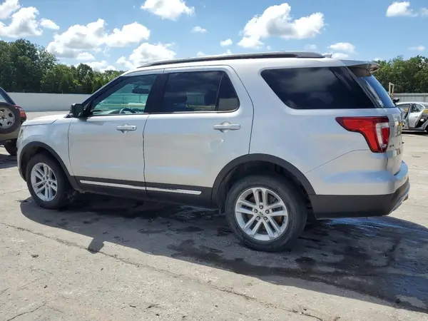 1FM5K8D89HGD38929 2017 FORD EXPLORER - Image 2