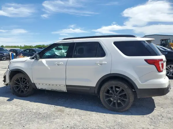 1FM5K8D89HGD75561 2017 FORD EXPLORER - Image 2