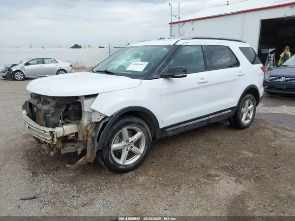 1FM5K8D89HGD81652 2017 FORD EXPLORER - Image 2