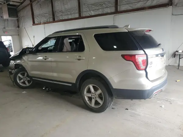 1FM5K8D89HGD82543 2017 FORD EXPLORER - Image 2