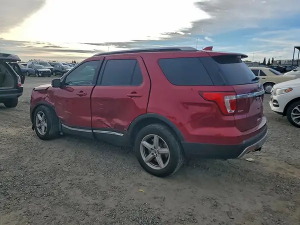 1FM5K8D89HGE00233 2017 FORD EXPLORER - Image 2