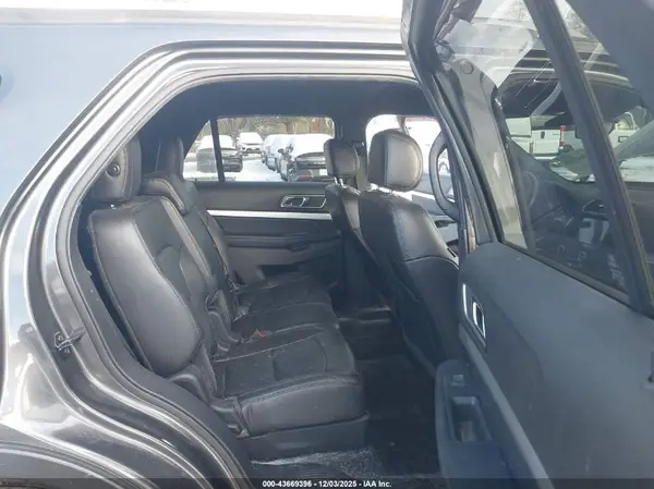 1FM5K8D89HGE06873 2017 FORD EXPLORER - Image 8