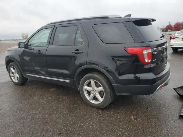 1FM5K8D89HGE20580 2017 FORD EXPLORER - Image 2