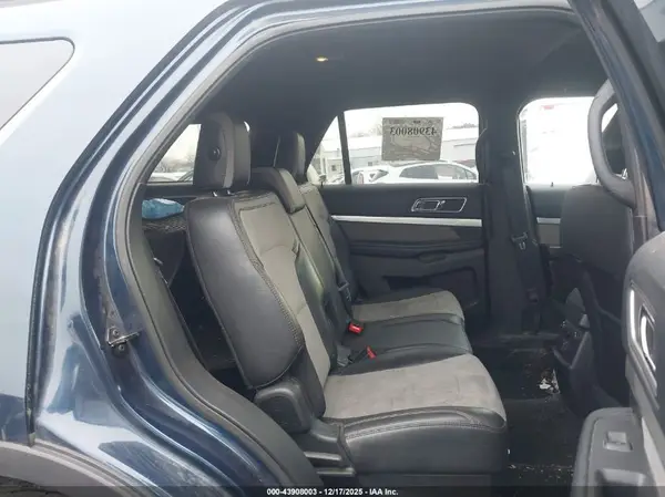 1FM5K8D89HGE32518 2017 FORD EXPLORER - Image 8