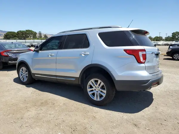 1FM5K8D89JGA14904 2018 FORD EXPLORER - Image 2