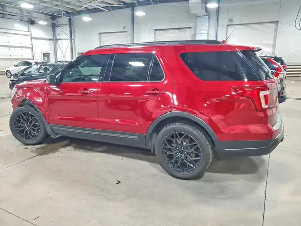 1FM5K8D89JGA25501 2018 FORD EXPLORER - Image 2