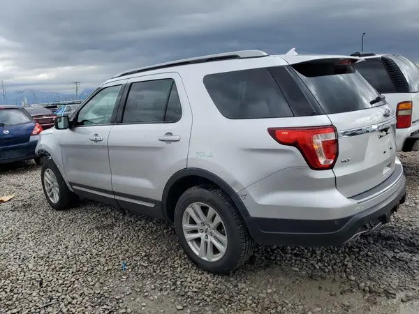 1FM5K8D89JGA35770 2018 FORD EXPLORER - Image 2