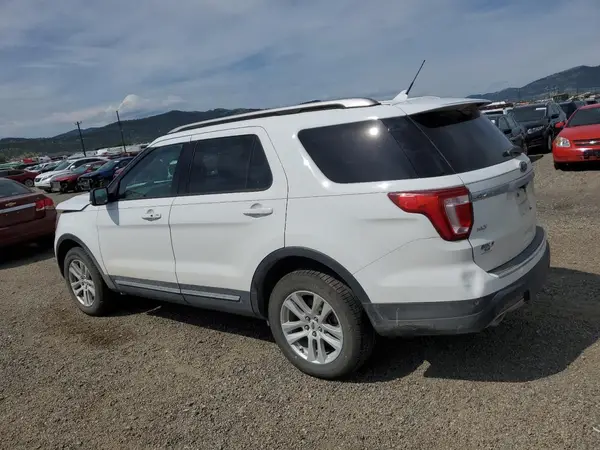 1FM5K8D89JGA38183 2018 FORD EXPLORER - Image 2