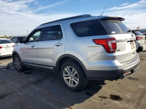 1FM5K8D89JGA45635 2018 FORD EXPLORER - Image 2