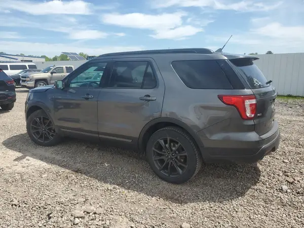 1FM5K8D89JGA75640 2018 FORD EXPLORER - Image 2