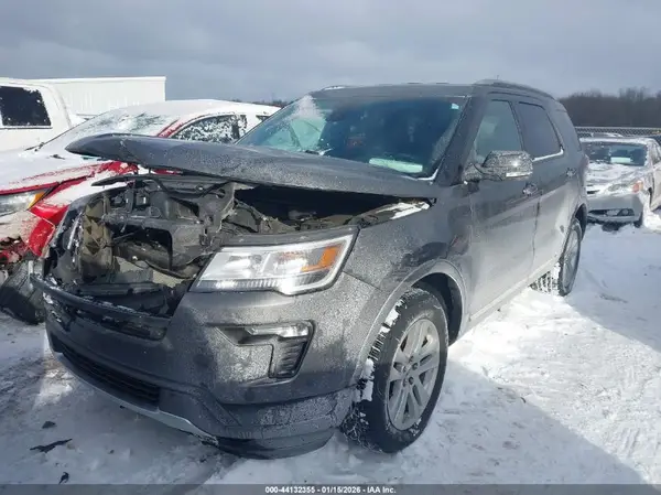 1FM5K8D89JGB20673 2018 FORD EXPLORER - Image 2