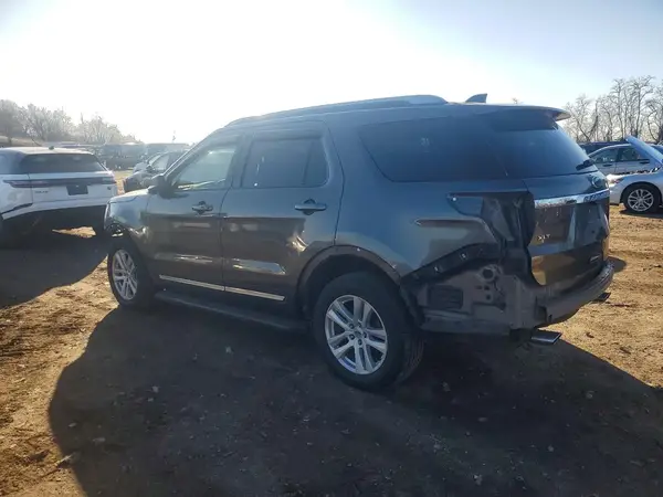 1FM5K8D89JGB52863 2018 FORD EXPLORER - Image 2