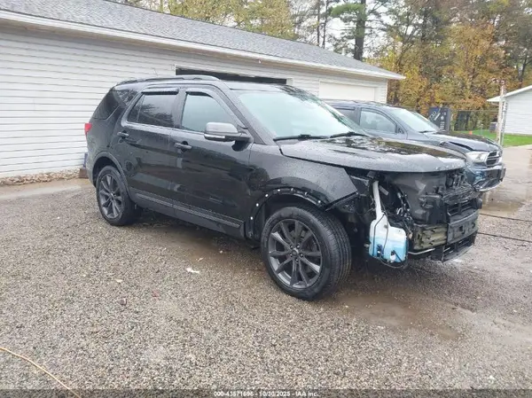 1FM5K8D89JGB82803 2018 FORD EXPLORER - Image 1