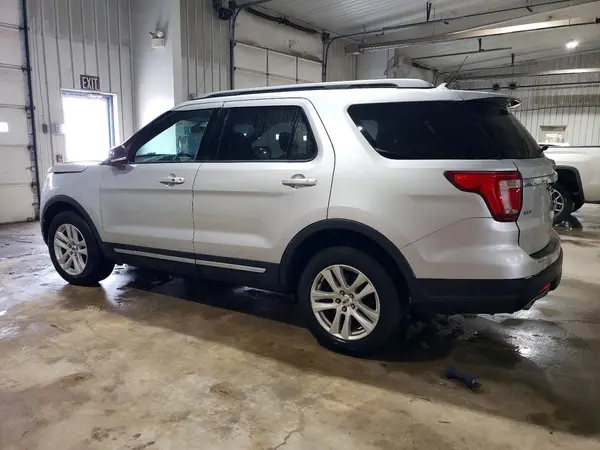 1FM5K8D89JGC15816 2018 FORD EXPLORER - Image 2