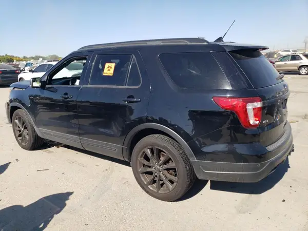 1FM5K8D89JGC73828 2018 FORD EXPLORER - Image 2