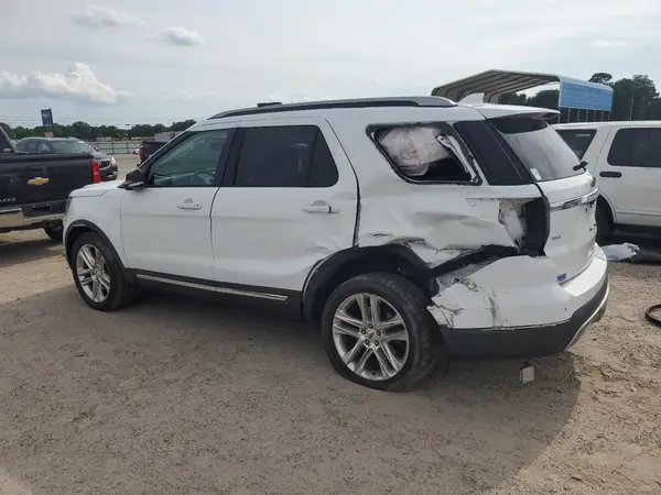 1FM5K8D8XGGC11251 2016 FORD EXPLORER - Image 2