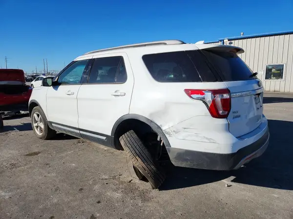 1FM5K8D8XGGC88959 2016 FORD EXPLORER - Image 2