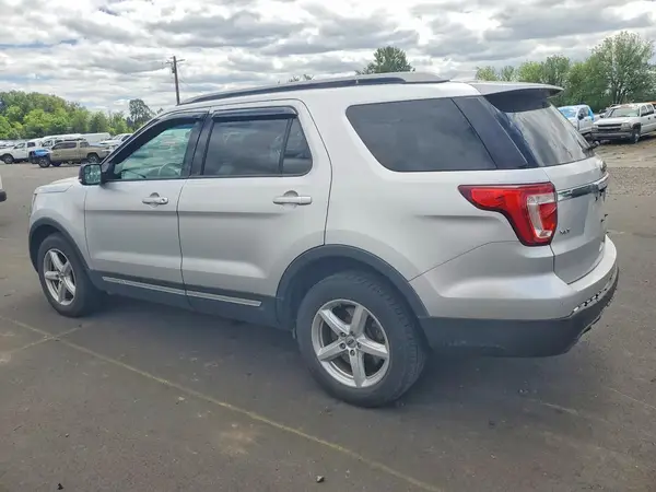 1FM5K8D8XGGD03945 2016 FORD EXPLORER - Image 2