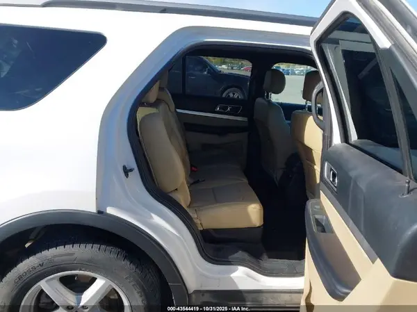 1FM5K8D8XGGD27792 2016 FORD EXPLORER - Image 8