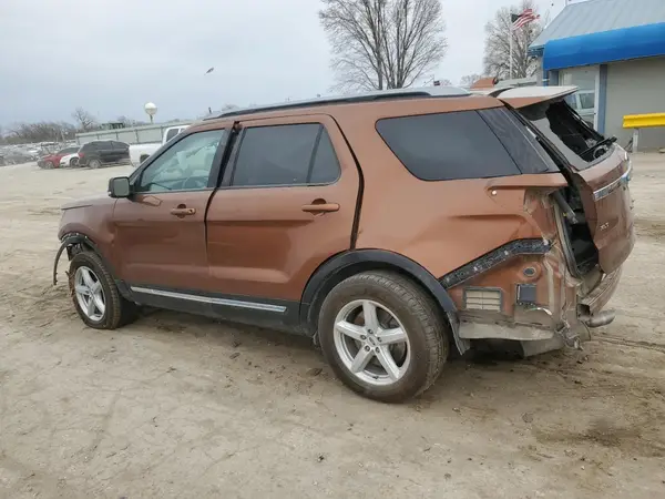 1FM5K8D8XHGA59764 2017 FORD EXPLORER - Image 2