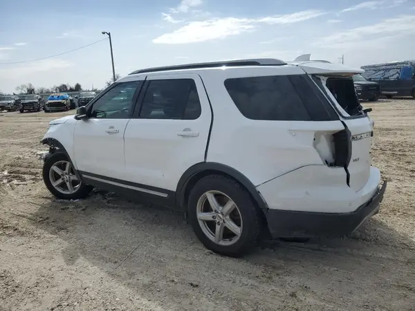 1FM5K8D8XHGA60090 2017 FORD EXPLORER - Image 2
