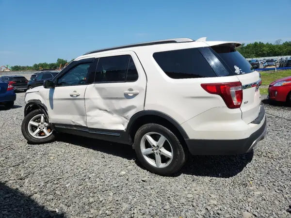 1FM5K8D8XHGA72711 2017 FORD EXPLORER - Image 2