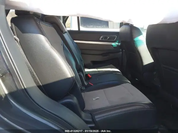 1FM5K8D8XHGB04539 2017 FORD EXPLORER - Image 8