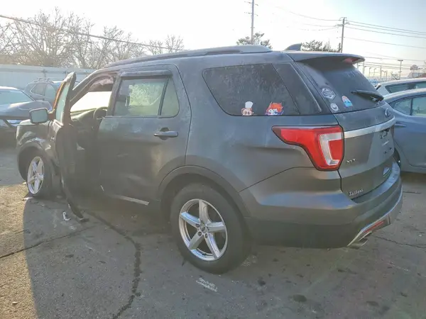 1FM5K8D8XHGB29067 2017 FORD EXPLORER - Image 2