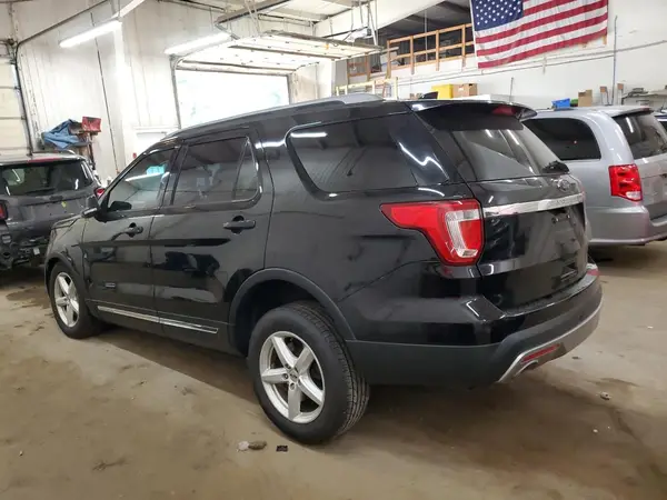 1FM5K8D8XHGB33510 2017 FORD EXPLORER - Image 2