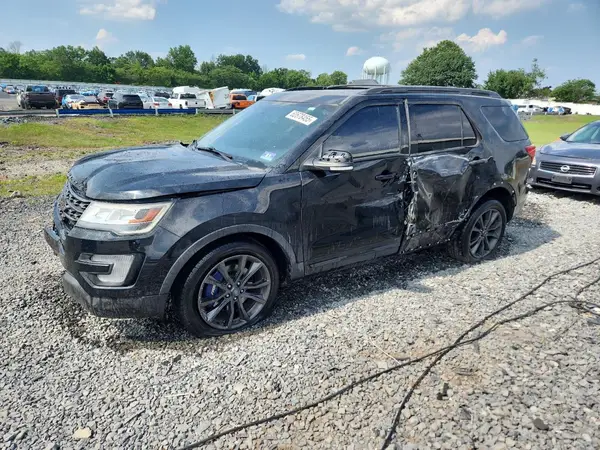 1FM5K8D8XHGB85607 2017 FORD EXPLORER - Image 1