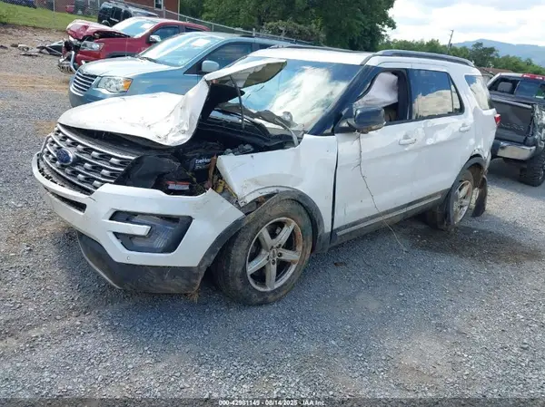1FM5K8D8XHGB94257 2017 FORD EXPLORER - Image 2