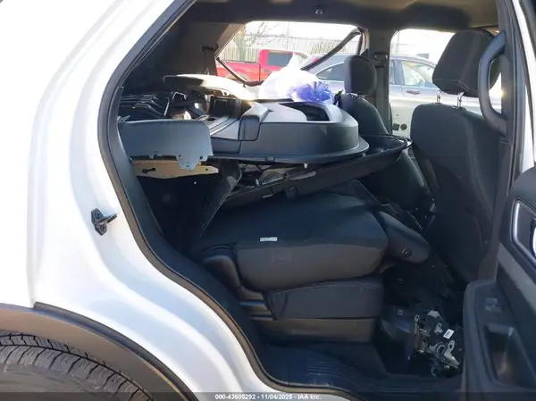 1FM5K8D8XHGC28939 2017 FORD EXPLORER - Image 8