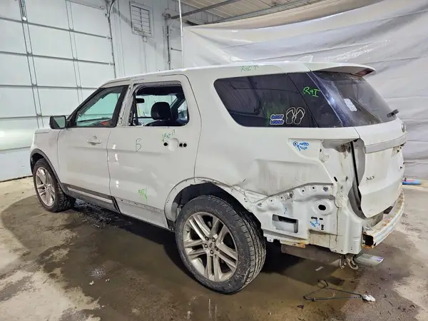 1FM5K8D8XHGC73928 2017 FORD EXPLORER - Image 2