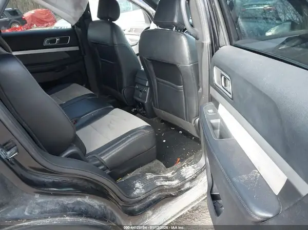 1FM5K8D8XHGC83651 2017 FORD EXPLORER - Image 8