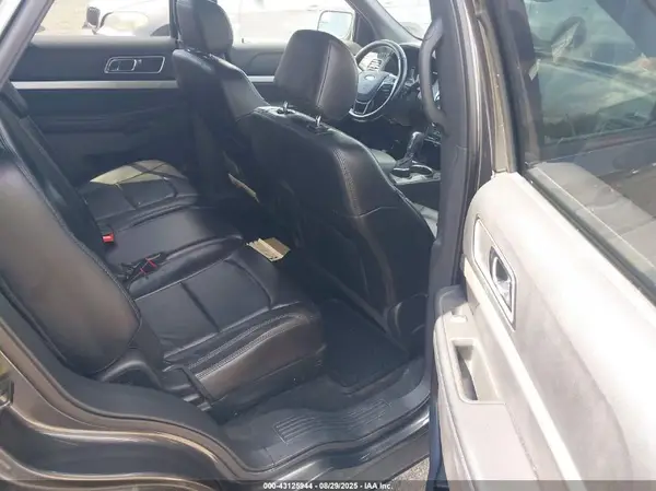 1FM5K8D8XHGC88252 2017 FORD EXPLORER - Image 8